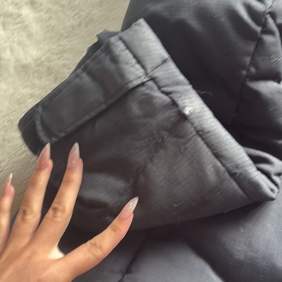 Columbia Puffer Jacket with Faux Fur Hood | Black | Size S | Winter Coat - Picture 5 of 10